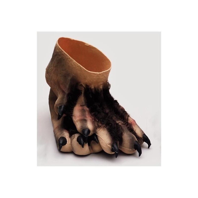 Pies de monstruo con pelo