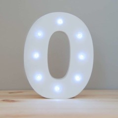 Numero en madera blanca con luz led 16 cm Tus disfraces baratos