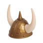 Casco vikingo con pico
