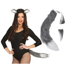 Cola y orejas grises de lobo-El Informal Santander